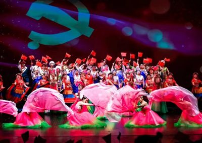 陈川民族音乐作品展演 歌舞《党旗飞扬》
